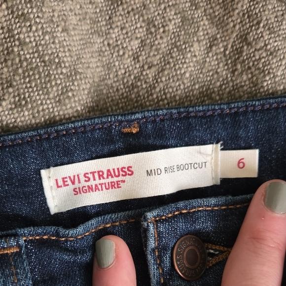 Signature by Levi Strauss Dark Blue Flare Jeans - Picture 2 of 5